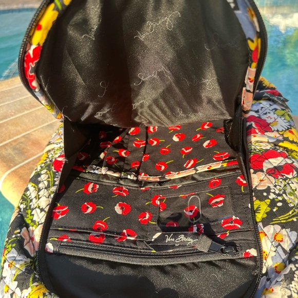 Vera Bradley Large Laptop Backpack Retired Poppy Field Floral Pattern - Picture 3 of 6
